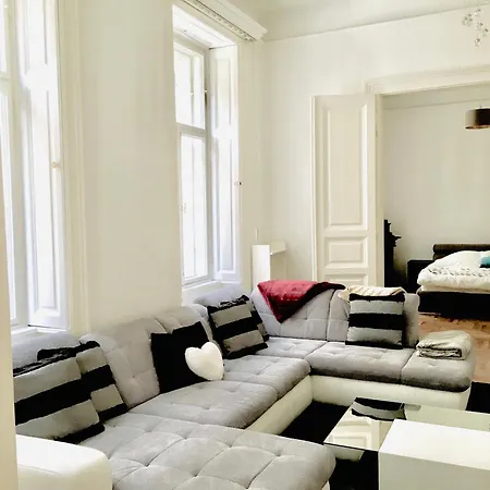 Residencia דירה *
